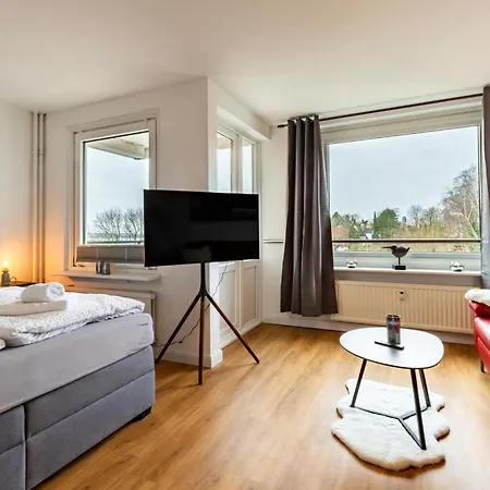 Mooi: Modernes Am Grossen Ploener - Netflix *