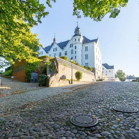 Mooi: Modernes Am Grossen Ploener - Netflix Διαμέρισμα Plön